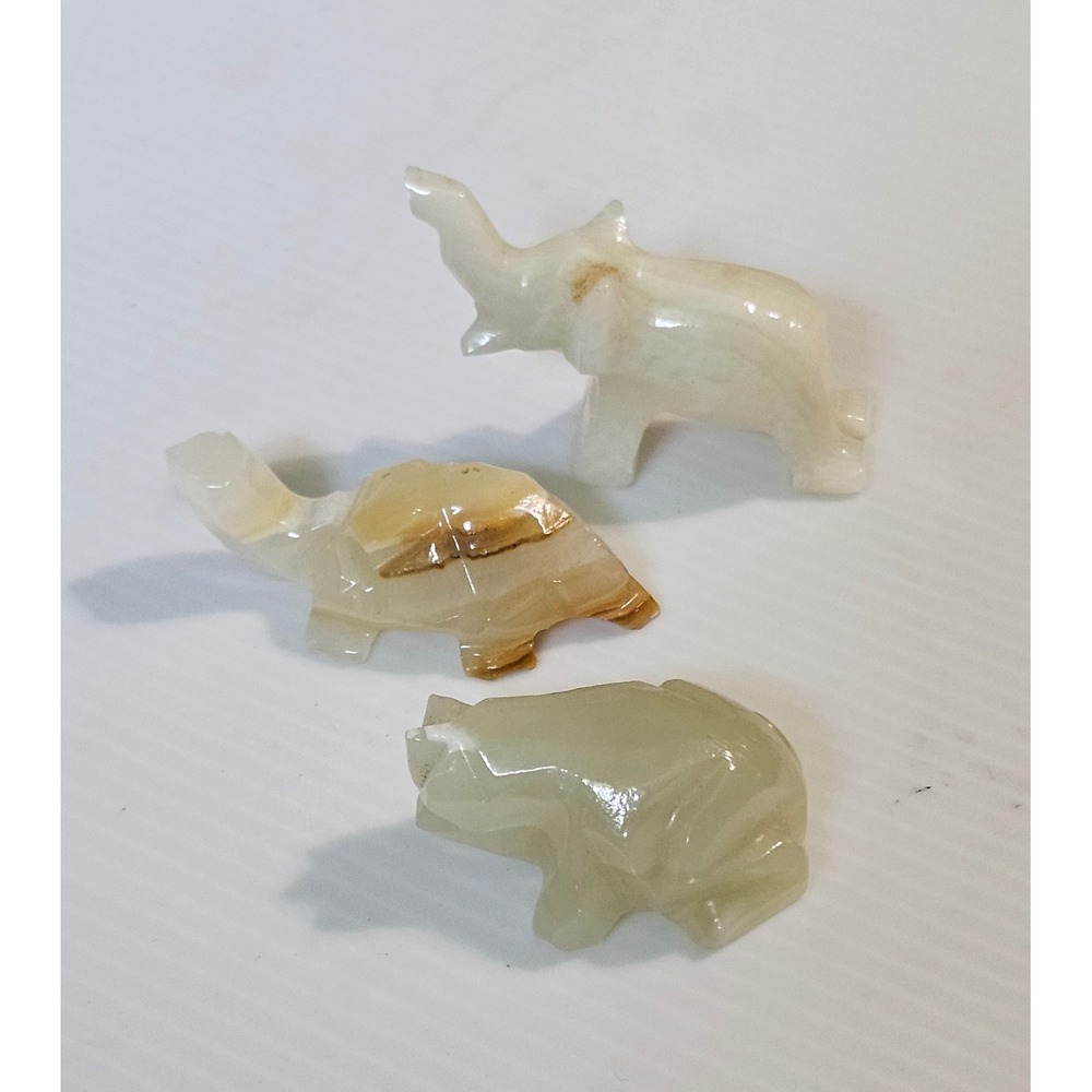 Vintage Mexican Onyx Stone Animal Figurines Set Elephant Turtle Frog Hand Carved
